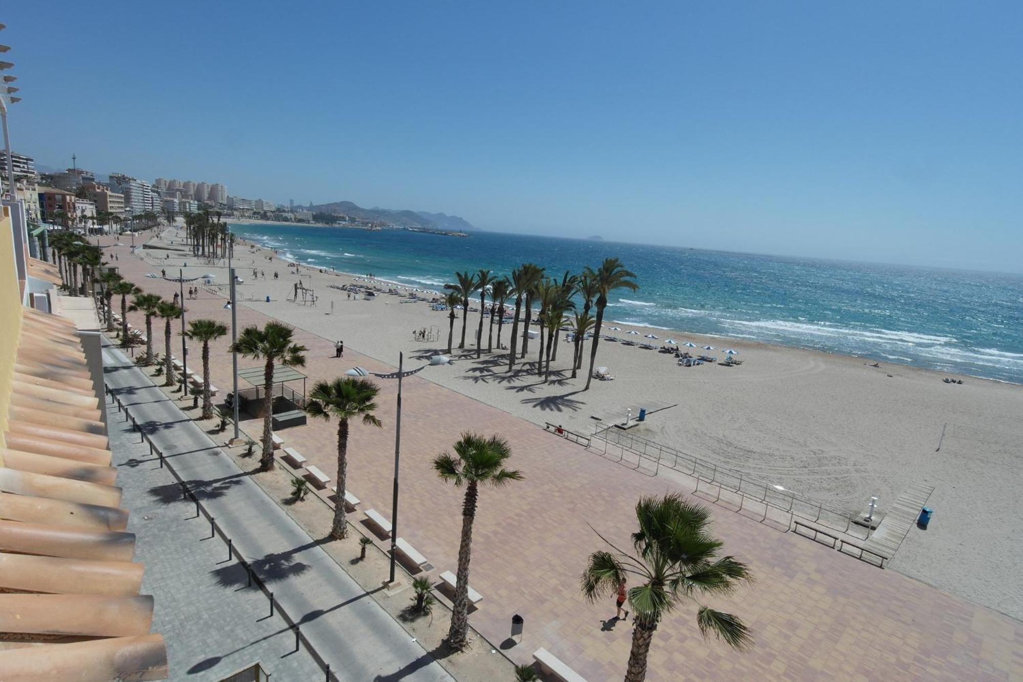 Ata, Moderno Atico En Primera Linea En El Casco Antiguo Villajoyosa Buitenkant foto
